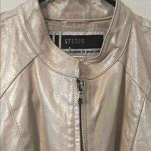 Studio Light Beige Bomber Jacket with Zipper Closure and Rounded Neckline